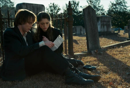 Кадр из сериала Очень странные дела