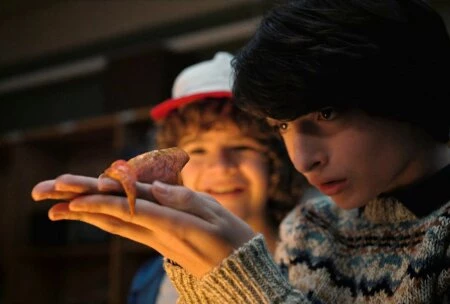 Кадр из сериала Очень странные дела